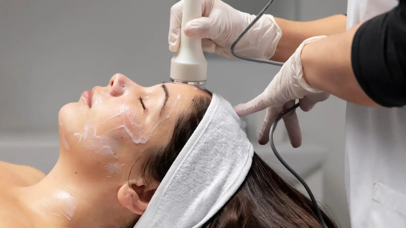 Medifacials vs parlour facials: Dermatologist explains the difference for your skin