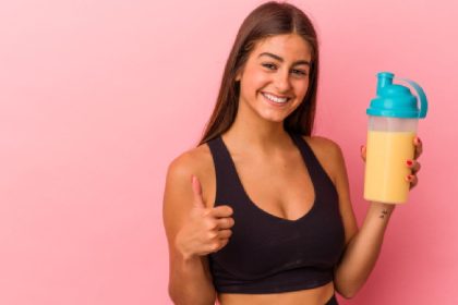 Protein shakes for weight gain: 14 healthy recipes worth your time and taste