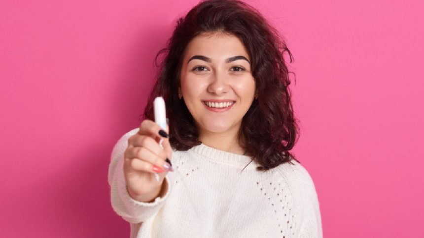 Peeing with a tampon in? Follow these steps while urinating with this menstrual product in