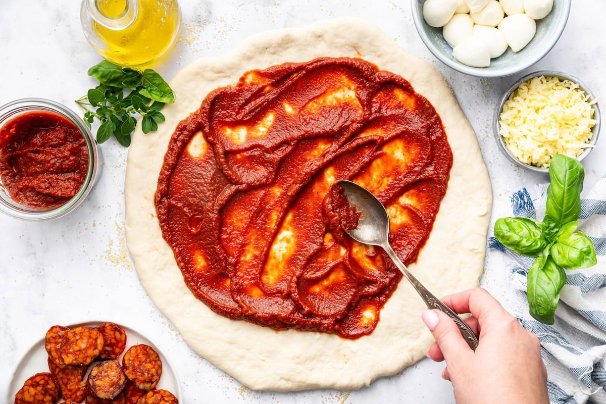 Easy Homemade Pizza Sauce