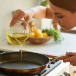 4 weight-loss friendly cooking oils – and 3 you can skip