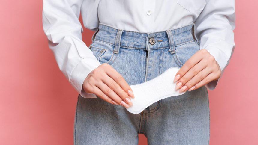 Do you wear panty liners daily? Gynaecologists warn why it may be risky