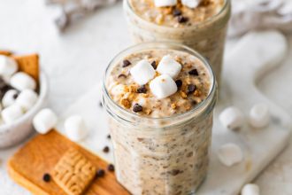 High-Protein S’mores Overnight Oats